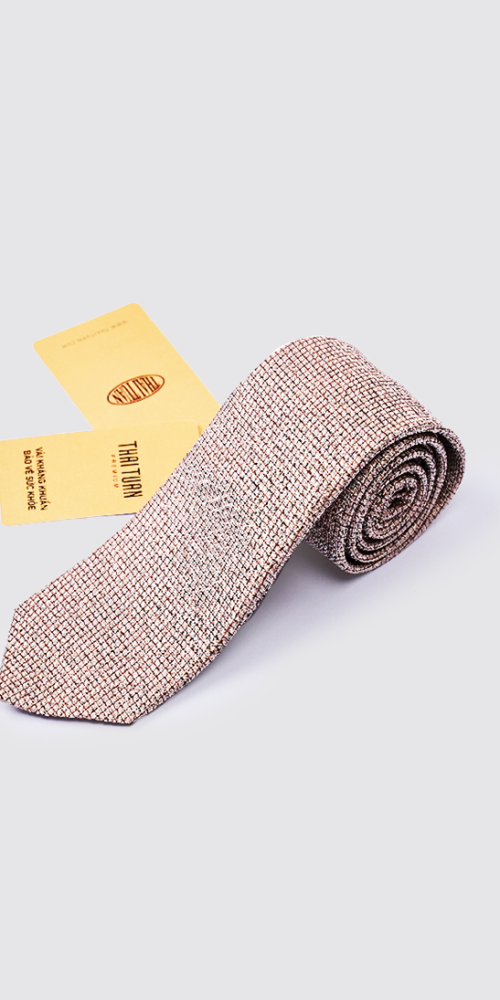 Cravat Thái Tuấn Họa Tiết Kẻ Ô Nhỏ Màu Kem | 2C084C00R04